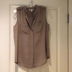 Banana Republic 100 % silk shirt